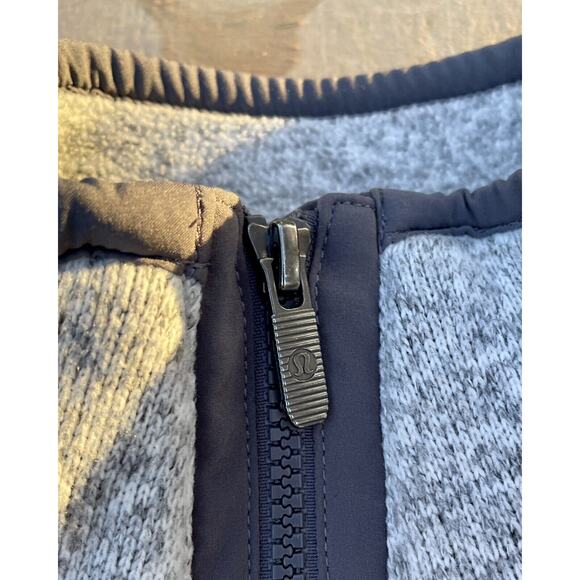 LULULEMON Fleece Full Zip Jacket Gray Athleisure Sporty Warm Women’s SIZE 6 - Picture 5 of 8